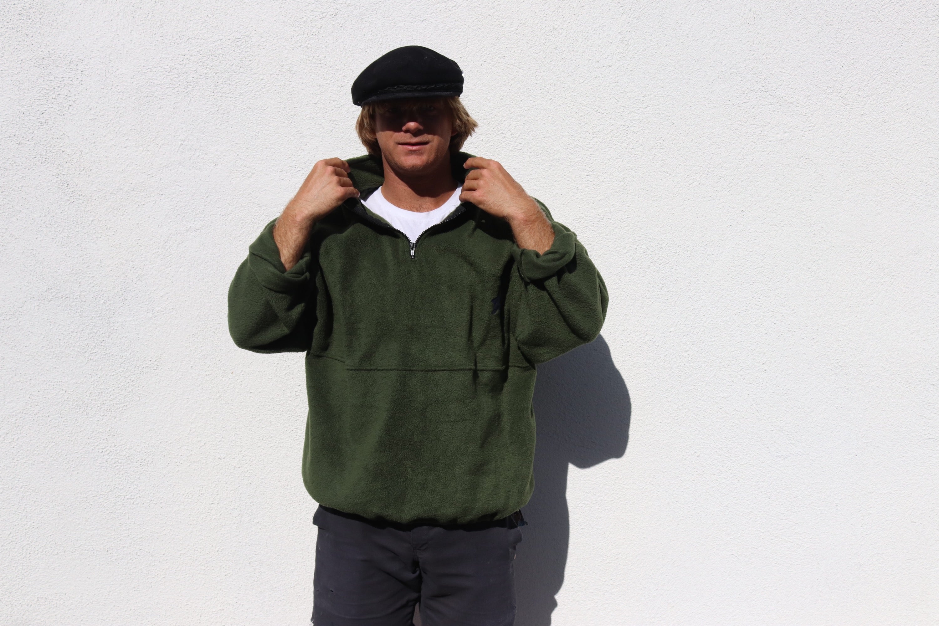 Star Sweater-Olive Green