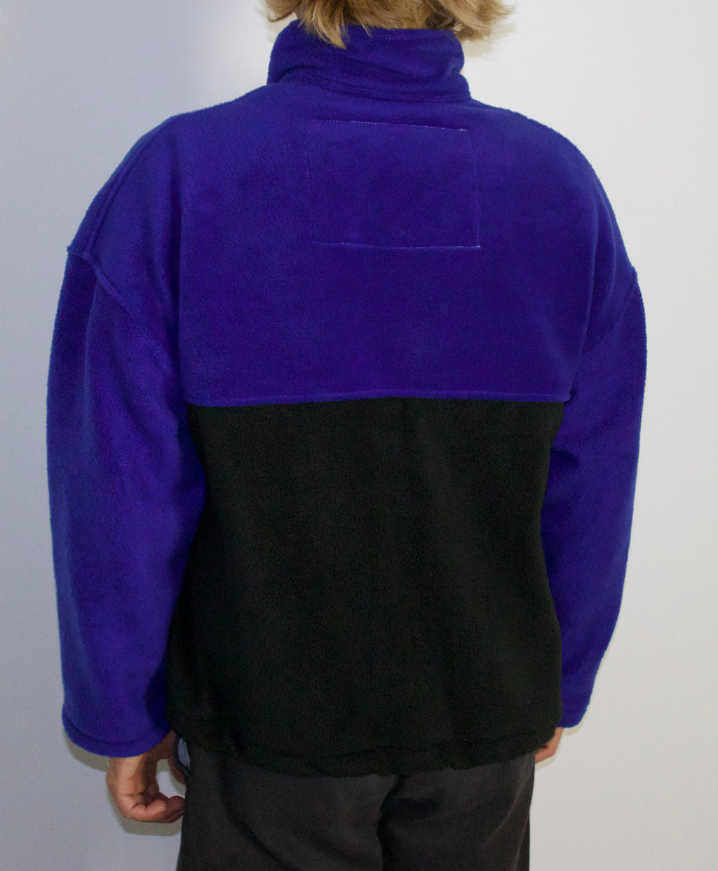 STAR Sweater-Blue/Black