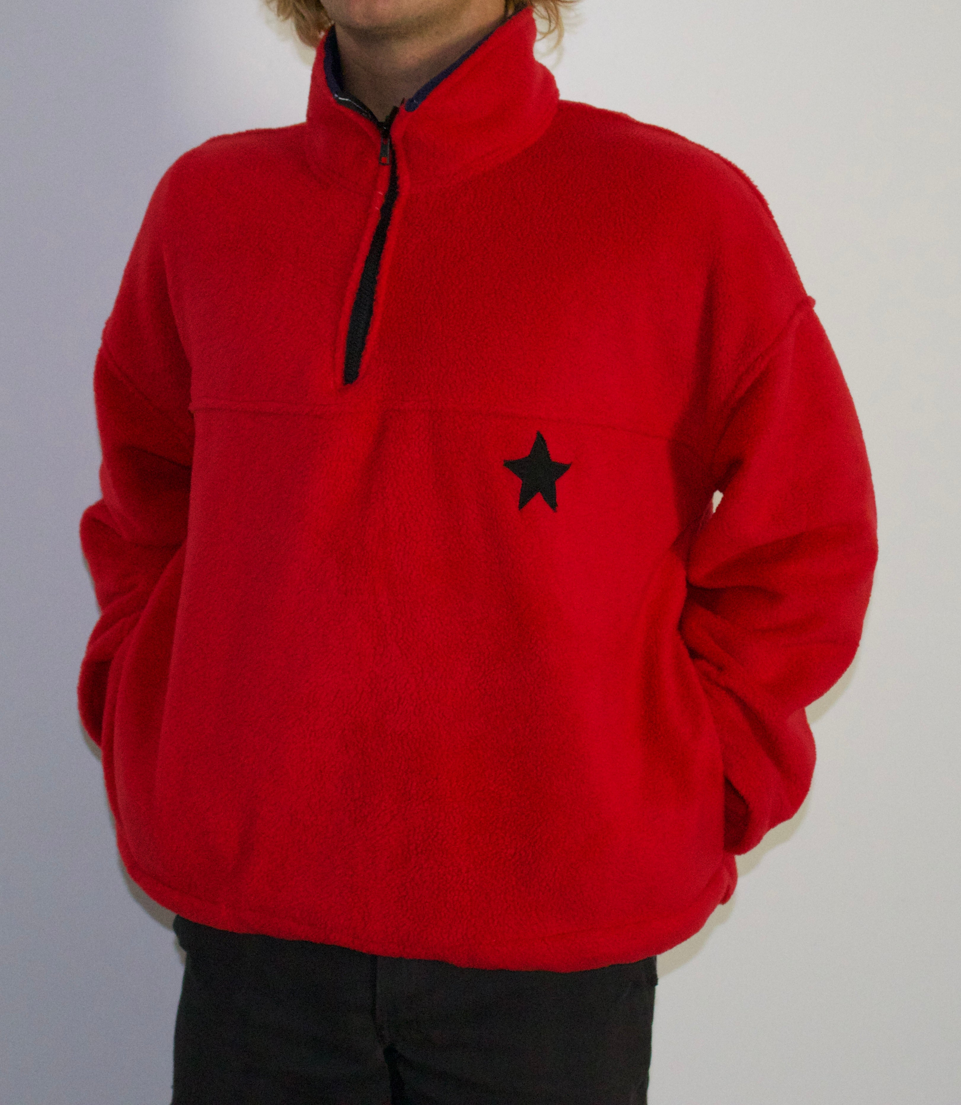 Classic STAR Sweater-Red